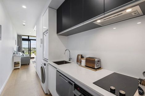 Photo of property in Frank Sargeson Apts, 107/74 Anzac Street, Takapuna, Auckland, 0622