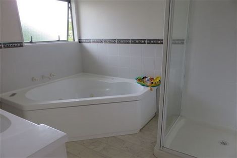 Photo of property in 163b Colwill Road, Massey, Auckland, 0614