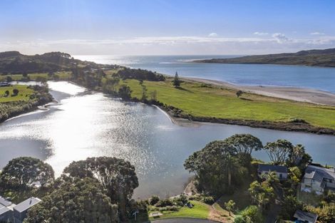 Photo of property in 33 Nihinihi Avenue, Raglan, 3225
