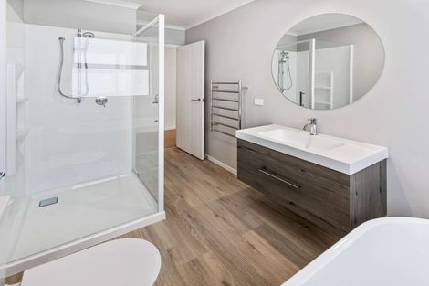 Photo of property in 194 Waitaha Road, Welcome Bay, Tauranga, 3112