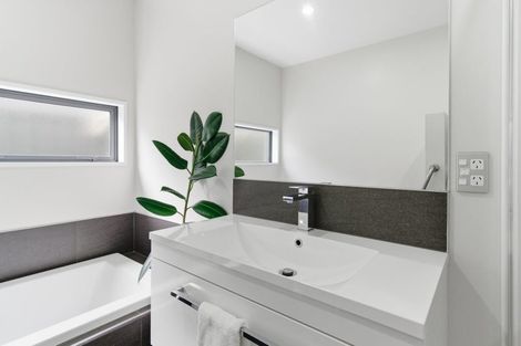 Photo of property in 69 Caulfield Avenue, Halswell, Christchurch, 8025