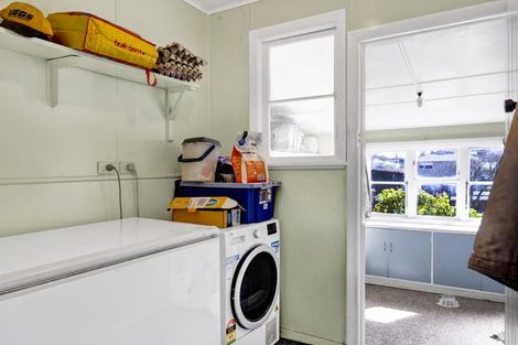 Photo of property in 30 Leicester Street, Patea, 4520