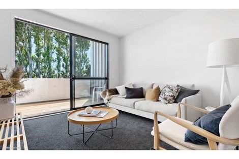 Photo of property in 8/2 Tahuhu Road, Mount Wellington, Auckland, 1062