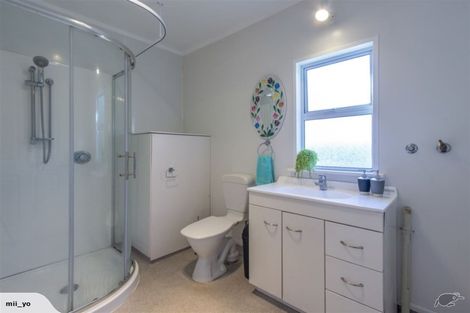 Photo of property in 68 Broderick Road, Johnsonville, Wellington, 6037