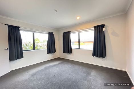 Photo of property in 58 Sunstone Crescent, Brown Owl, Upper Hutt, 5018