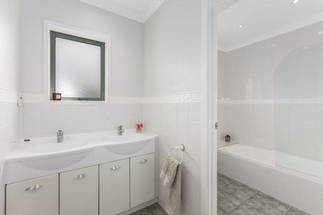 Photo of property in 12 Bowsprit Way, Whitby, Porirua, 5024