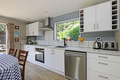 Photo of property in 2 Toop Street, Havelock North, 4130