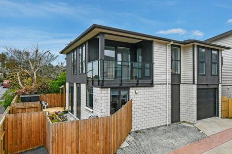 Photo of property in 2 Vanni Lane, Pahurehure, Papakura, 2113