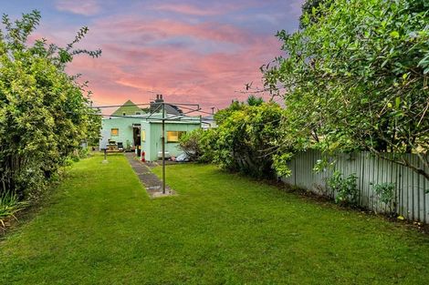 Photo of property in 47 Riddlers Crescent, Petone, Lower Hutt, 5012