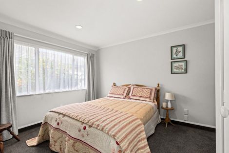 Photo of property in 18 Claridge Place, Taradale, Napier, 4112