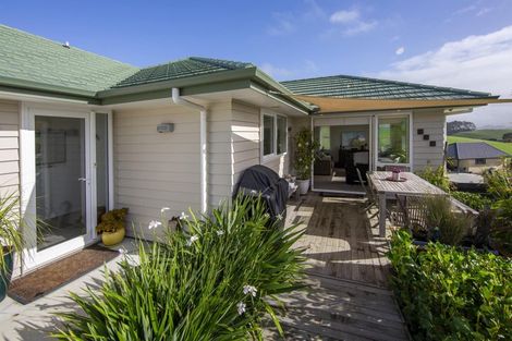 Photo of property in 38 Seascape Crescent, Waipu, 0582