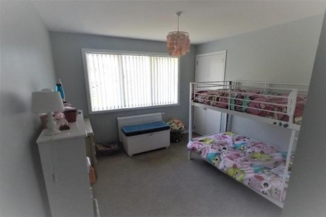 Photo of property in 47a Banks Boulevard, Whitby, Porirua, 5024