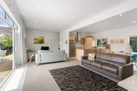 Photo of property in 99 Vista Paku, Pauanui, Hikuai, 3579