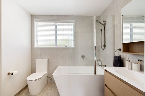 Photo of property in 3 Sealy Place, Bryndwr, Christchurch, 8053