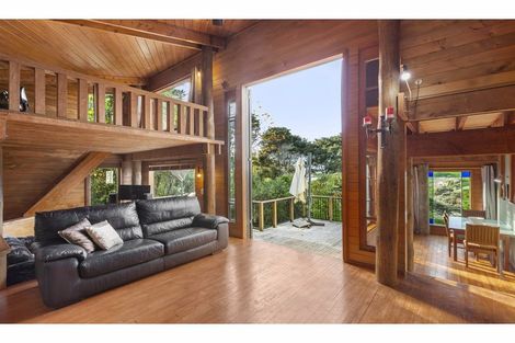 Photo of property in 104 Greenslade Road, Raglan, 3295