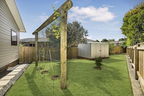 Photo of property in 16 Muirfield Street, Wattle Downs, Auckland, 2103