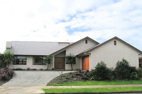 Photo of property in 11 Saint James Drive, Huntington, Hamilton, 3210