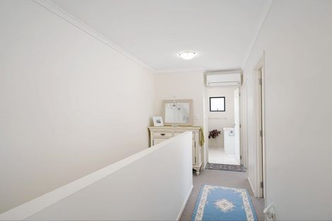 Photo of property in 20 Pyramid Place, Glen Eden, Auckland, 0602