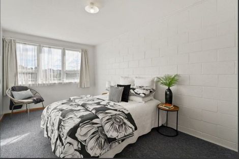 Photo of property in 70-72 Waihemo Street, Waitangirua, Porirua, 5024