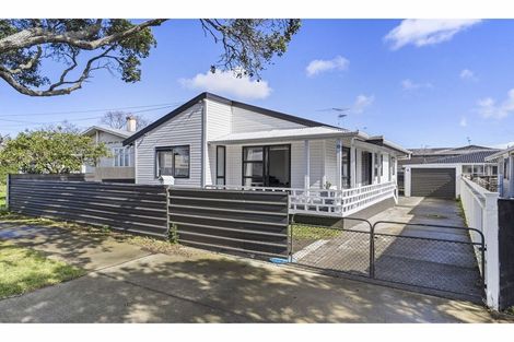 Photo of property in 39 Hutton Street, Otahuhu, Auckland, 1062