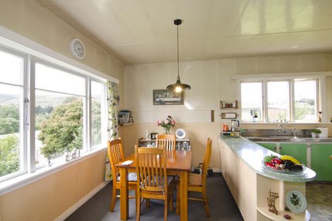 Photo of property in 4 Tweed Street, Roxburgh, 9500