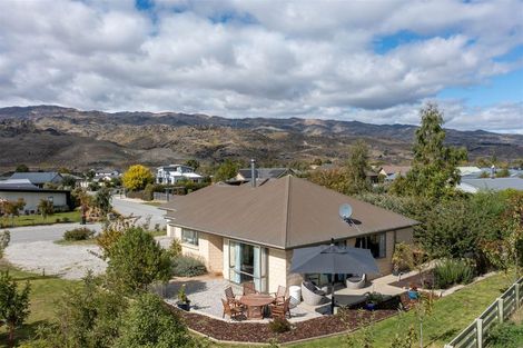 Photo of property in 17 Missy Crescent, Mount Pisa, Cromwell, 9383