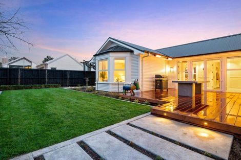 Photo of property in 80 Abberley Crescent, St Albans, Christchurch, 8014