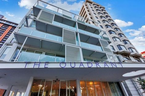 Photo of property in 100 Porritt Avenue, Chatswood, Auckland, 0626