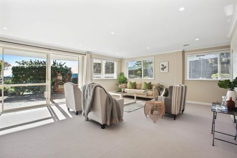 Photo of property in 150 Bleakhouse Road, Mellons Bay, Auckland, 2014