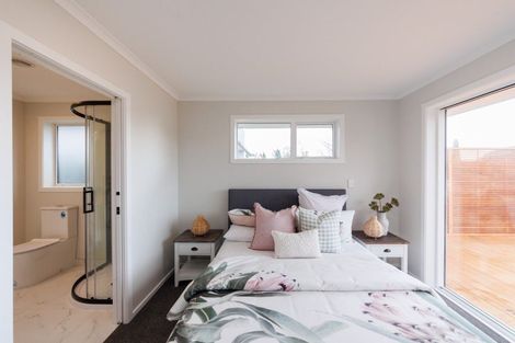 Photo of property in 208a Tremaine Avenue, Highbury, Palmerston North, 4412