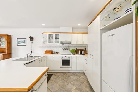 Photo of property in Mt Carmel Mews, 4/9 Arawa Road, Hataitai, Wellington, 6021