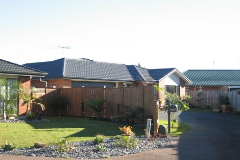 Photo of property in 44 Blackwood Drive, Wattle Downs, Auckland, 2103