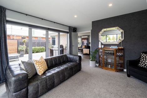 Photo of property in 19 Graham Street, Tinwald, Ashburton, 7700