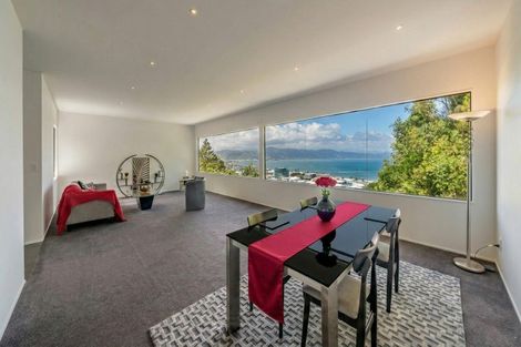 Photo of property in 18 Korokoro Road, Korokoro, Lower Hutt, 5012