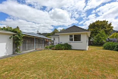 Photo of property in 29 Oxford Crescent, Ebdentown, Upper Hutt, 5018