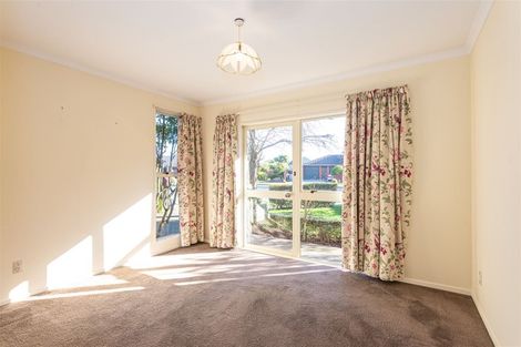 Photo of property in 12 Langham Place, Redwood, Christchurch, 8051