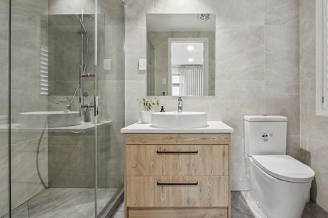 Photo of property in 10 Tawatawa Street, Long Bay, Auckland, 0630