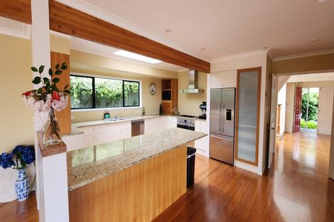 Photo of property in 5 Tiri Road, Takapuna, Auckland, 0620