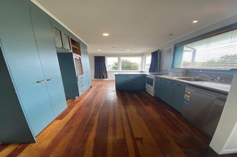 Photo of property in 18 Wavell Crescent, Lansdowne, Masterton, 5810