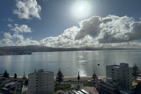 Photo of property in Jerningham Apartments, 20 Oriental Terrace, Oriental Bay, Wellington, 6011