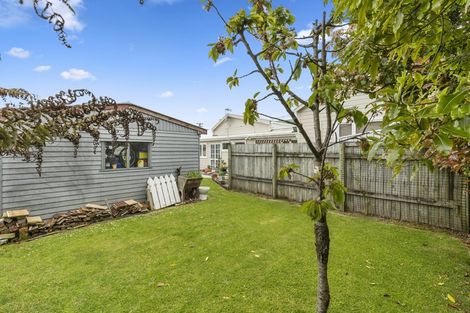 Photo of property in 12 High Street, Bulls, 4818