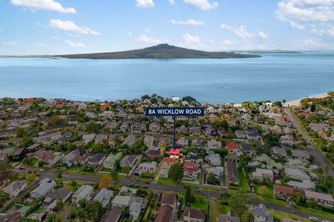 Photo of property in 8a Wicklow Road, Narrow Neck, Auckland, 0622