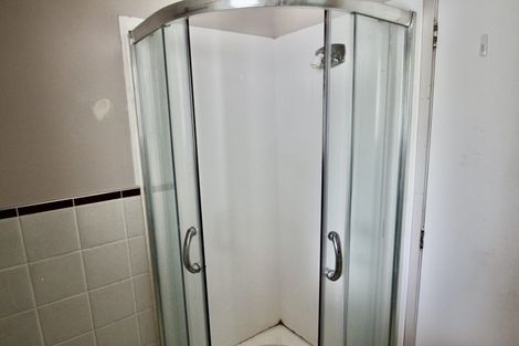 Photo of property in 2/24 West End Road, Herne Bay, Auckland, 1022