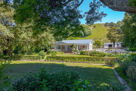Photo of property in 217 Caves Road, Te Ore Ore, Masterton, 5886