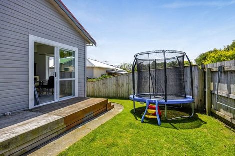 Photo of property in 12 Collins Street, Hawera, 4610