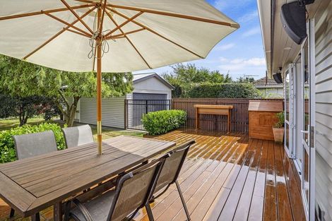 Photo of property in 35 Heath Street, Burnside, Christchurch, 8053