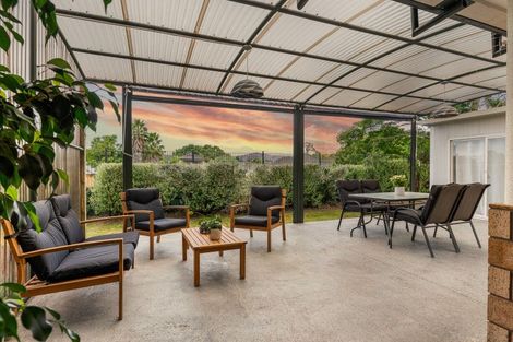 Photo of property in 15 Glenross Drive, Wattle Downs, Auckland, 2103