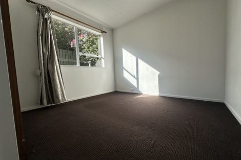 Photo of property in 7a Tralee Place, Johnsonville, Wellington, 6037