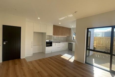 Photo of property in 1/255 Pakuranga Road, Pakuranga, Auckland, 2010