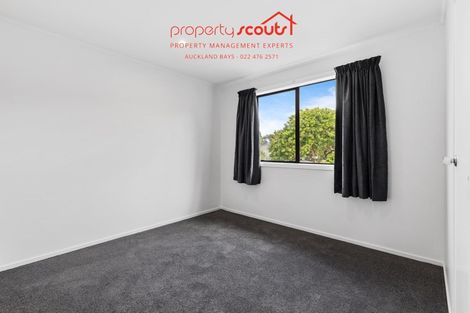 Photo of property in 551 Swanson Road, Ranui, Auckland, 0612